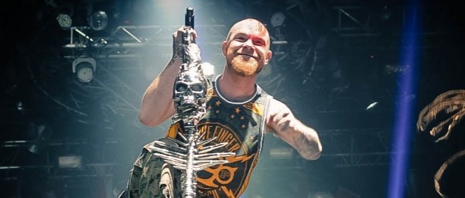 Five Finger Death Punch, Papa Roach, Malá sportovní hala, Praha, 20.11.2015 (fotogalerie)