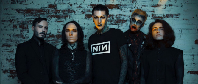 Motionless In White - Brand New Numb