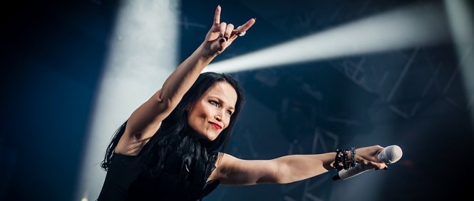 Tarja se v létě objeví na Metalfestu. Zazpívá společně s Sharon Den Adel