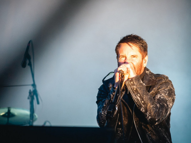 Nine Inch Nails - As Alive As You Need Me To Be