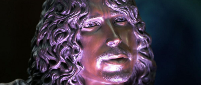 V Seattlu byla odhalena socha zesnulého zpěváka Soungarden Chrise Cornella
