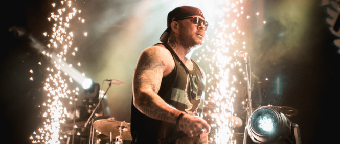Hollywood Undead ovládli hudební žebříčky a vyprodávají koncerty po celé Evropě