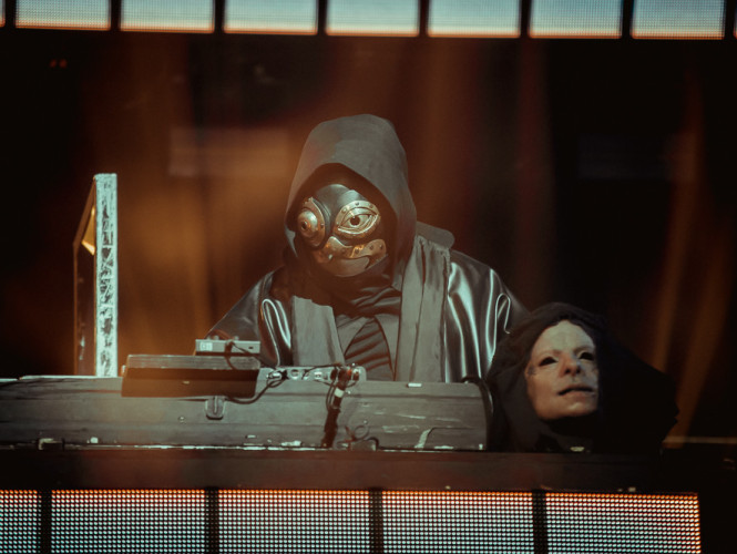Sid Wilson venku ze Slipknot? Jim Root brzdí spekulace, Kelly Osbourne posílá ostré vzkazy