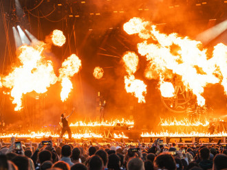 Nehořlavé spodní prádlo s sebou! Parkway Drive přivezou ohnivou show roku