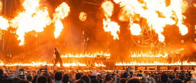 Nehořlavé spodní prádlo s sebou! Parkway Drive přivezou ohnivou show roku