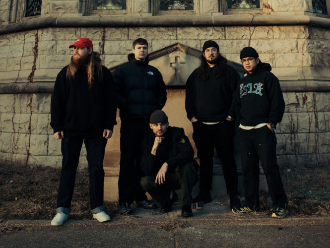 Knocked Loose, Alexisonfire, Loathe i domácí The Atavists. Nová nálož na Rock for People