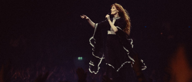 Florence + The Machine, O2 arena, Praha, 5.3.2026 (fotogalerie)