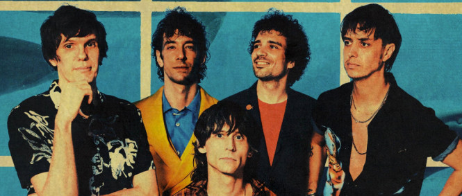 Retro co má styl! The Strokes poslali fanouškům nový singl poštou na kazetě a lákají na nové album  