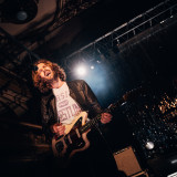 Wolf Alice live 2025